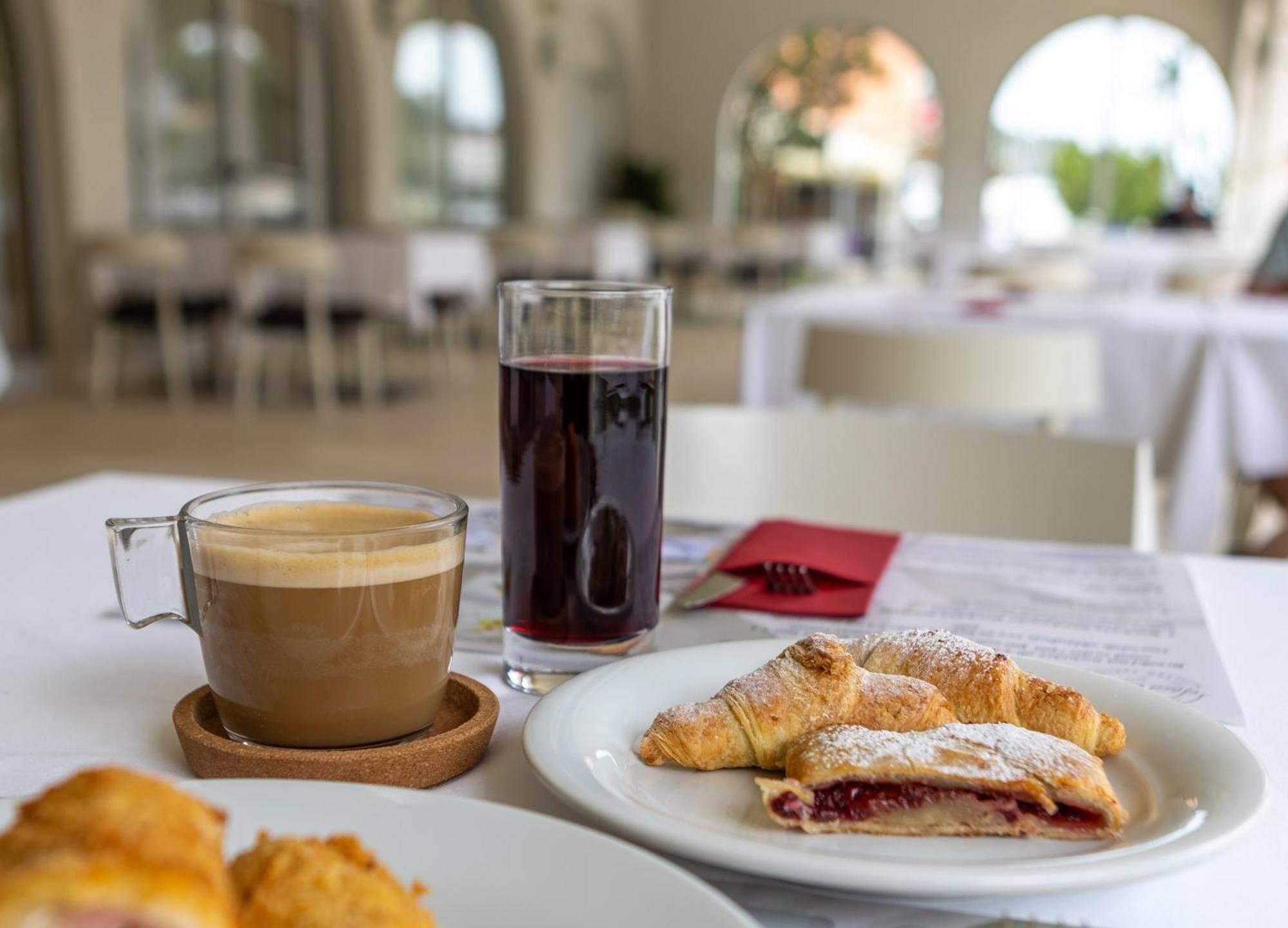 Korkyra Hotel 4*
